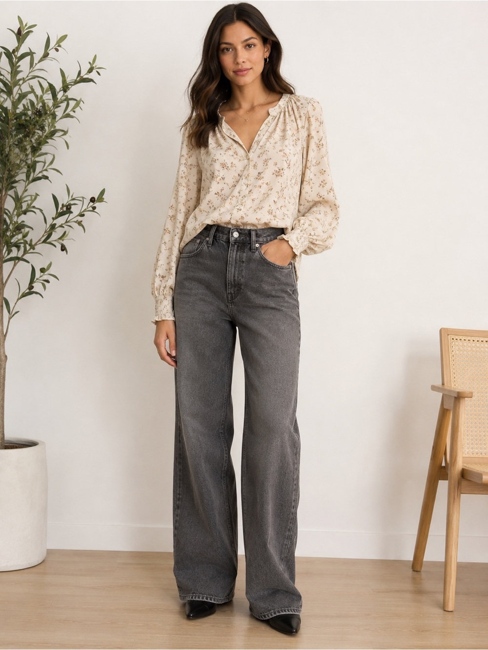 Abercrombie & Fitch The Loose High Rise Jeans in Black